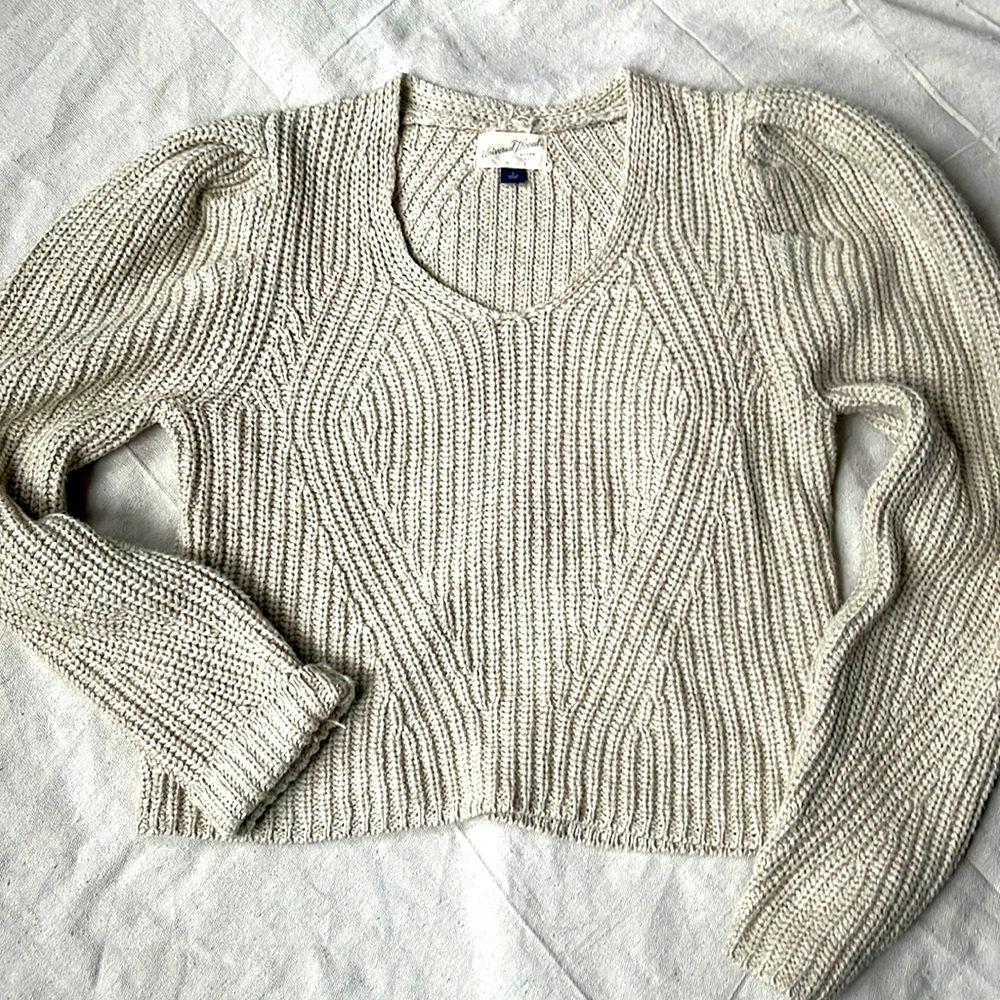 Beige puff sleeve sweater